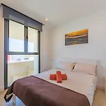 Apartamento Cerca De La Playa Con Piscina